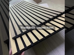 Titta på: WPC-panel med räfflad vägg 1220x2440mm Vattentät Brandsäker Akustisk Utställning